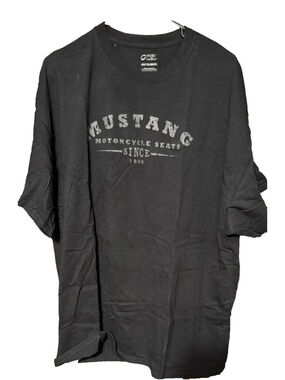 Mustang Motorcycle Seats Vintage T Shirt Men's Sz XL Black